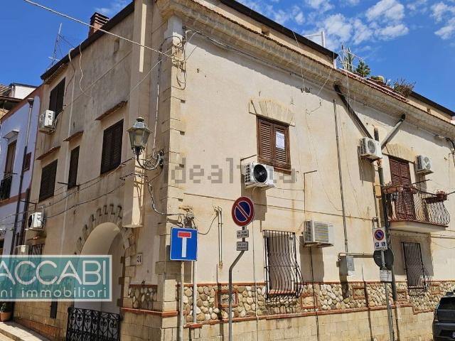 Appartamento in vendita di 54 m² in Via Silvio Pellico