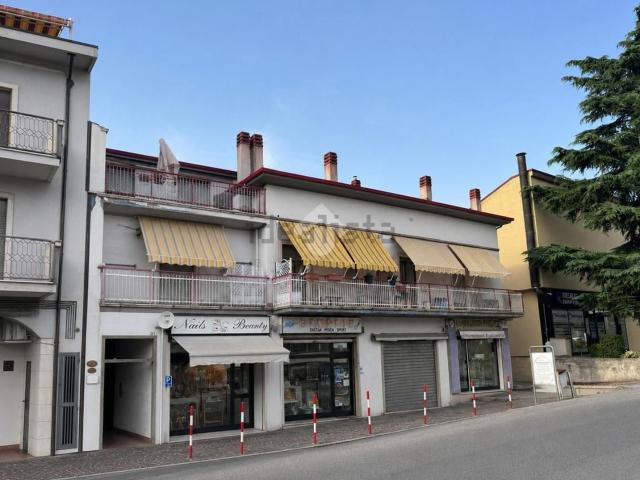 Appartamento in vendita di 54 m² in Viale della Croce Rossa, 181