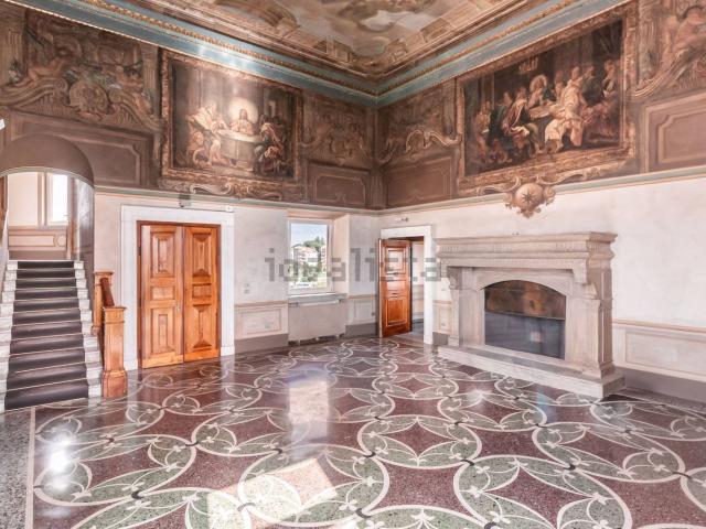 Appartamento in vendita di 550 m² in Via Flaminia, 491