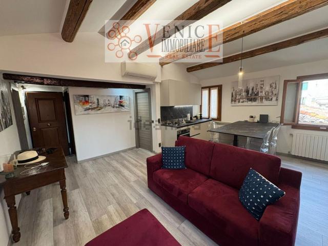 Appartamento in vendita di 55 m² in Calle de le Beccarie o Panateria