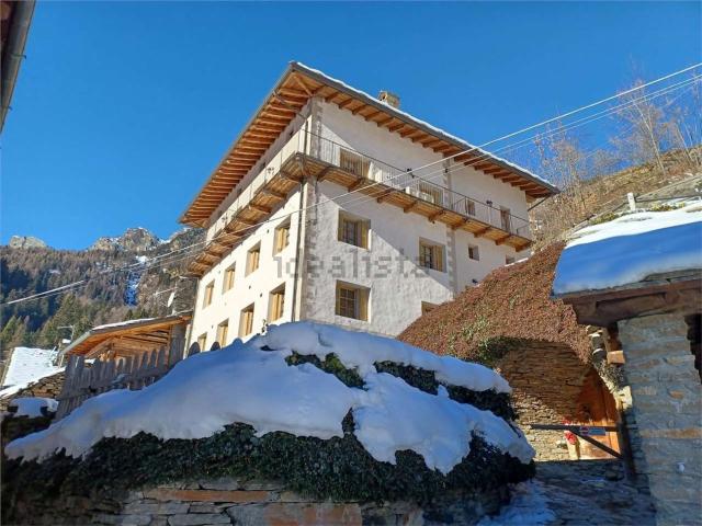 Appartamento in vendita di 55 m² in Frazione Chardoney, 1