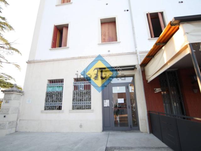 Appartamento in vendita di 55 m² in Piazza IV Novembre, 12