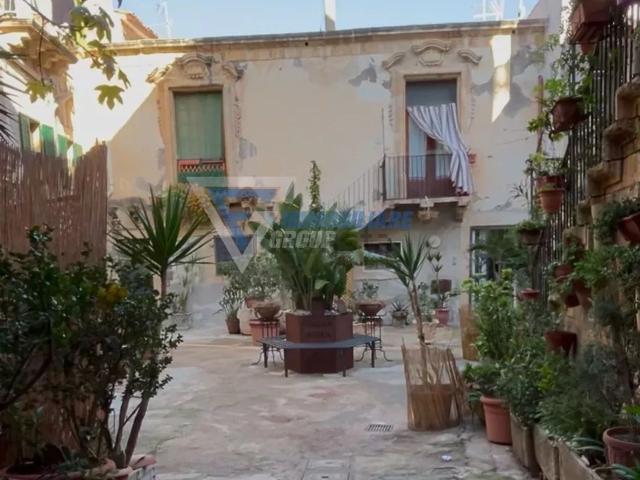 Appartamento in vendita di 55 m² in Via Vincenzo Mirabella