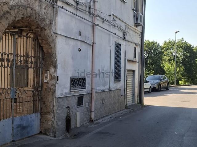 Appartamento in vendita di 55 m² in Via Alfaterna, 15