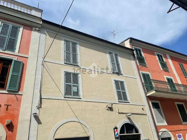 Appartamento in vendita di 55 m² in Via Cavour, 79