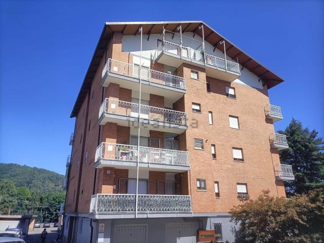 Appartamento in vendita di 74 m² in Via Circonvallazione, 33