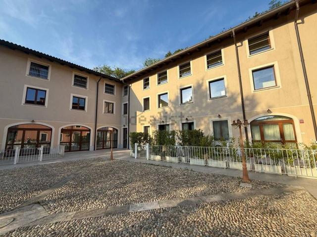 Appartamento in vendita di 55 m² in Via Costa al Lambro, 7
