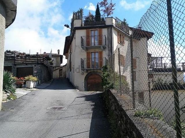 Appartamento in vendita di 55 m² in Via Dosso Grifone