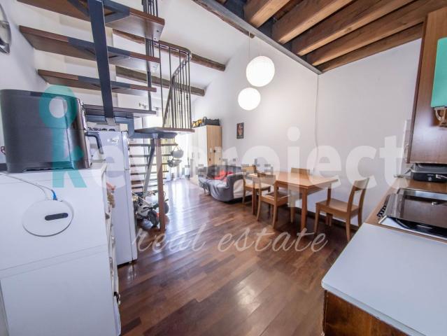 Appartamento in vendita di 65 m² in Via Giambattista Belzoni, 30