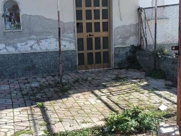 Appartamento in vendita di 55 m² in Via Licinella, 133