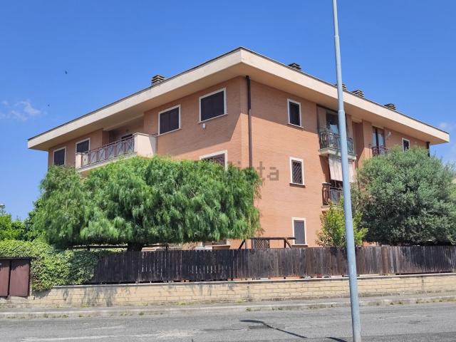 Appartamento in vendita di 55 m² in Via Opi