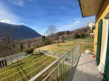Appartamento in vendita di 55 m² in Via per Barna