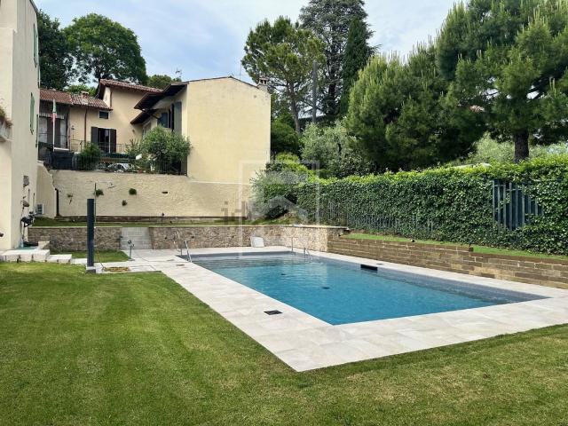 Appartamento in vendita di 55 m² in Via Sotto Raso