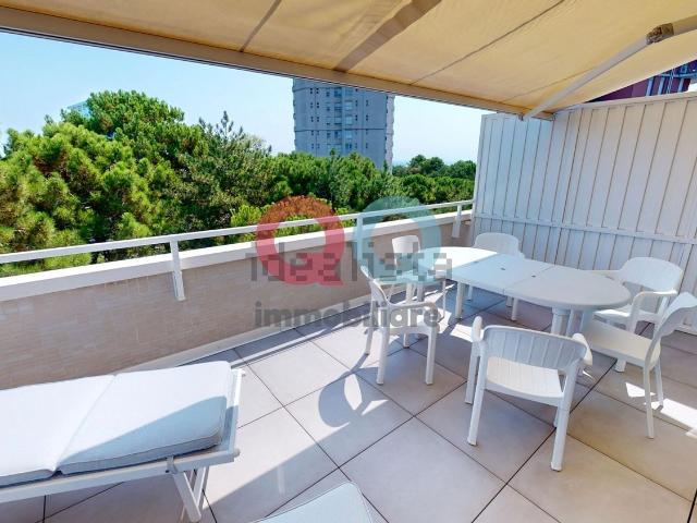 Appartamento in vendita di 55 m² in Viale delle Palme, 34