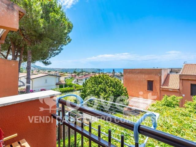 Appartamento in vendita di 55 m² in Viale Europa, 33
