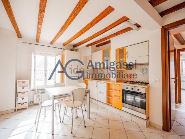 Appartamento in vendita di 56 m² in Borgo Palazzo, 77