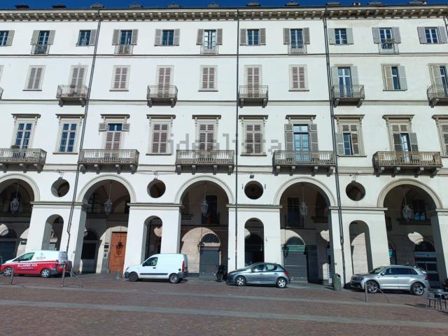 Appartamento in vendita di 56 m² in Piazza Vittorio Veneto, 21
