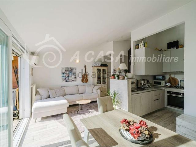 Appartamento in vendita di 56 m² in Piazzale C. Chiesa, 3