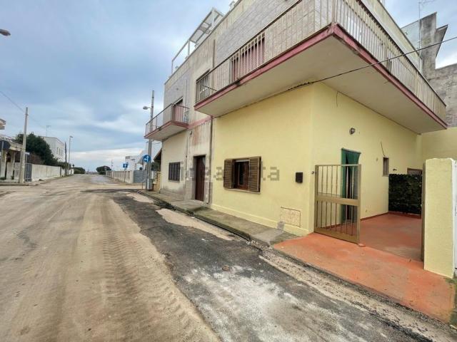 Appartamento in vendita di 56 m² in Via Ugo Foscolo in Torre dell&apos Orso, 5