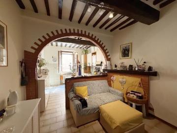 Appartamento in vendita di 56 m² in Via del Paduletto, 55045