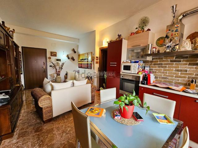 Appartamento in vendita di 56 m² in Via Molare, 82