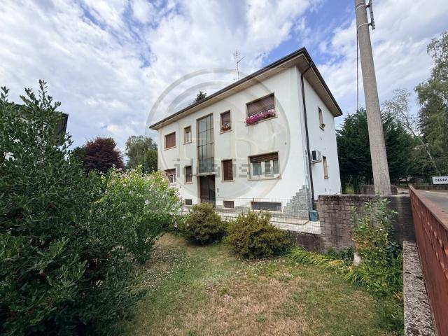 Appartamento in vendita di 56 m² in Via Passo Valles, 3