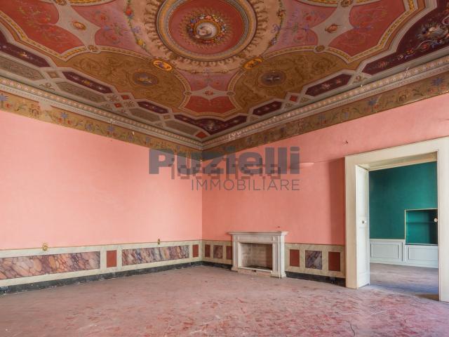 Appartamento in vendita di 570 m² in Corso Cavour