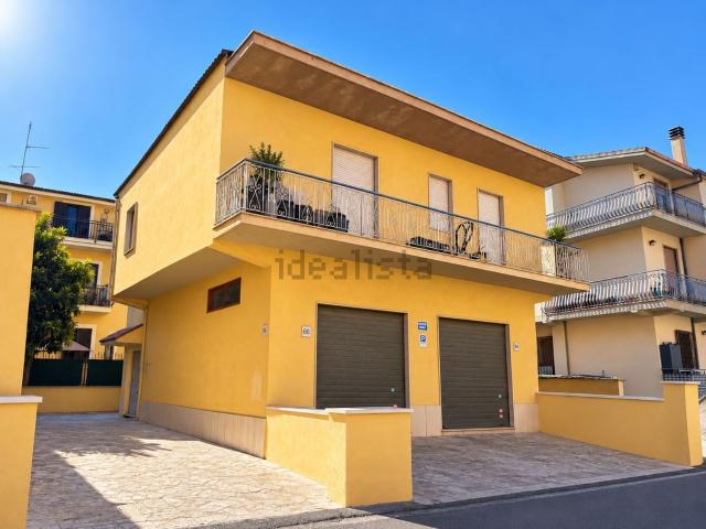 Appartamento in vendita di 58 m² in Via Trecastagni