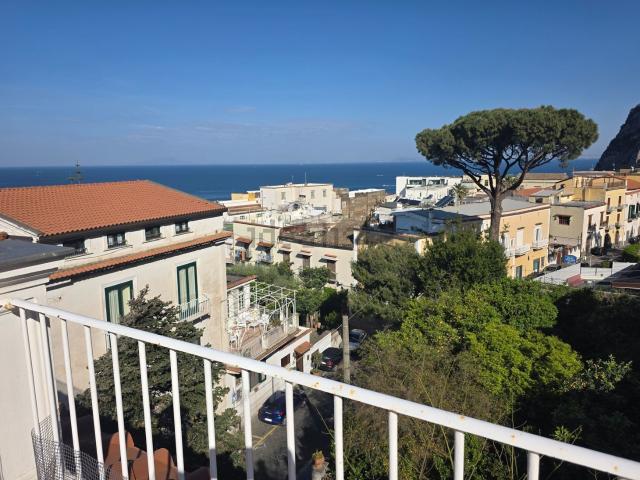 Appartamento in vendita di 58 m² in Via Caracciolo, 187