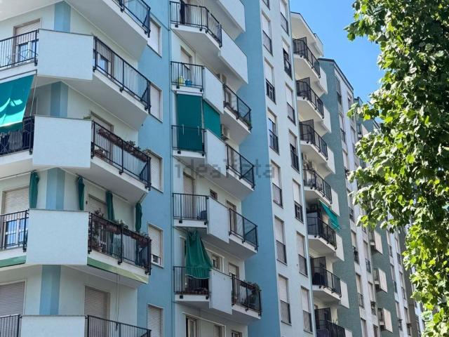 Appartamento in vendita di 58 m² in Via Eugenio Villoresi, 6