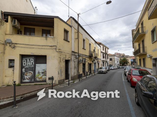 Appartamento in vendita di 58 m² in Via Francesco Acri, 45