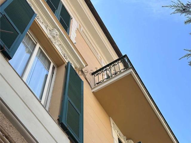 Appartamento in vendita di 58 m² in Via Genova, 7