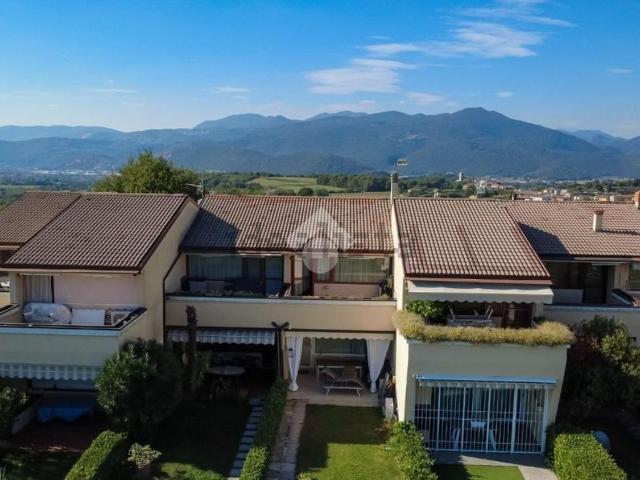 Appartamento in vendita di 58 m² in Via Panoramica, 202