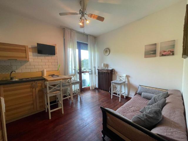 Appartamento in vendita di 58 m² in Viale Aprilia Marittima, 160