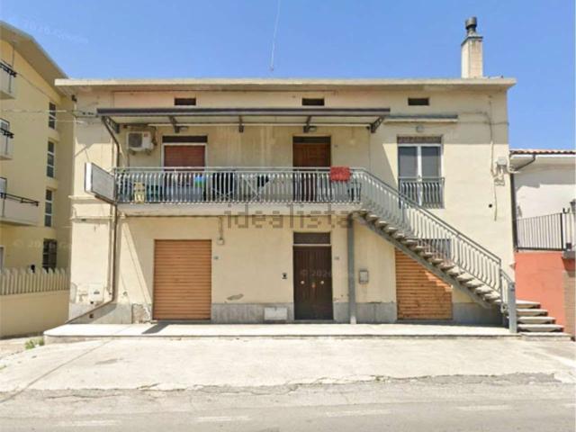 Appartamento in vendita di 590 m² in Via Nazionale, 415