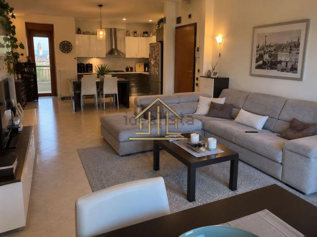 Appartamento in vendita di 59 m² in Via Verona