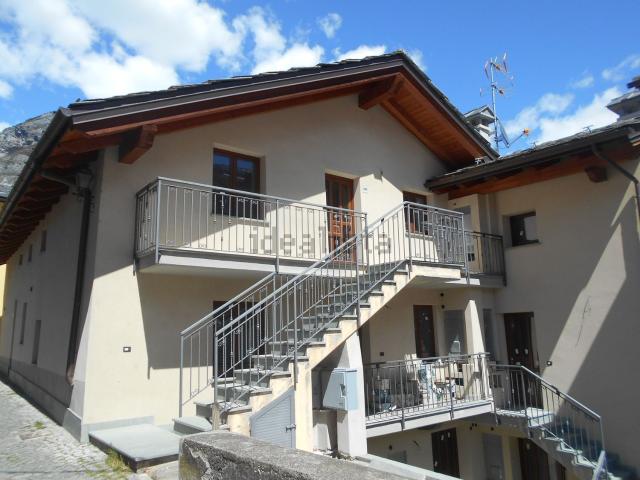 Appartamento in vendita di 59 m² in Via Hugonin, Châtillon, AO