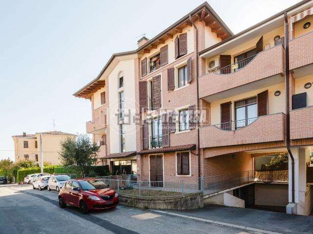 Appartamento in vendita di 59 m² in Via Modena, 57