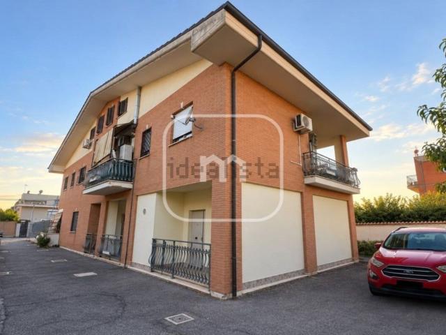 Appartamento in vendita di 59 m² in Via Sant&apos Elpidio a Mare, 172