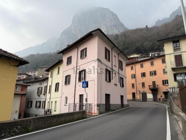 Appartamento in vendita di 63 m² in Corso Monte San Gabriele, 3