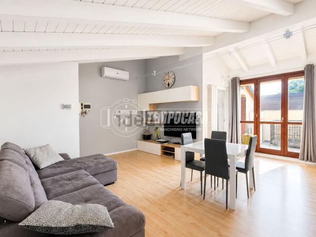 Appartamento in vendita di 63 m² in Vicolo F.lli Cervi, 11