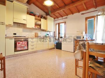 Appartamento in vendita di 63 m² in Via Canova, 6