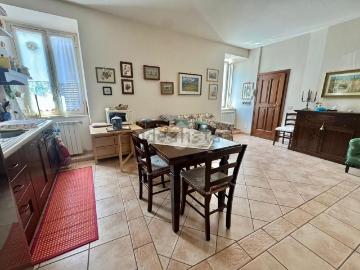 Appartamento in vendita di 63 m² in Via del Plebiscito, 37