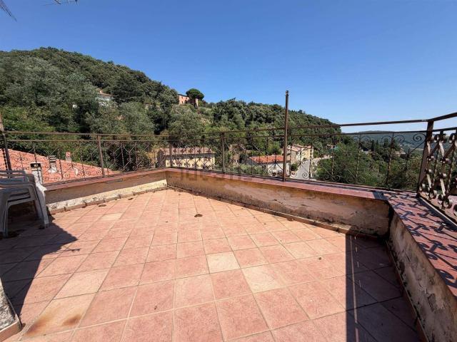 Appartamento in vendita di 63 m² in Via di Castagneto