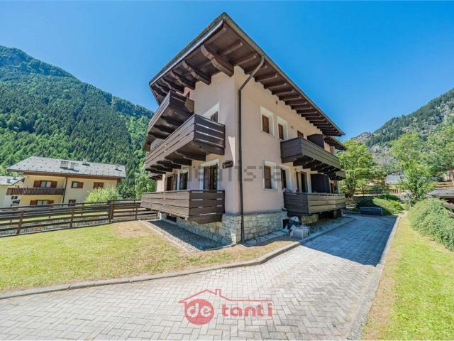 Appartamento in vendita di 63 m² in Via Giavere