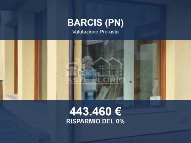 Appartamento in vendita di 600 m² in Via Roma
