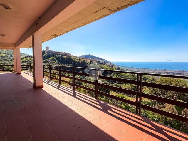Appartamento in vendita di 600 m² in Via Tranzano