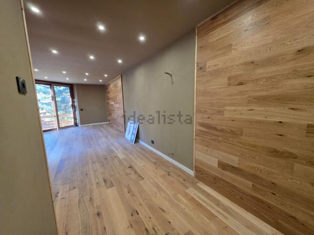 Appartamento in vendita di 60 m² in Frazione San Sicario Alta, 18