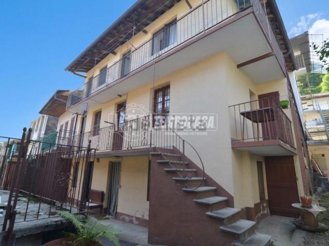 Appartamento in vendita di 60 m² in Frazione Villa, 43