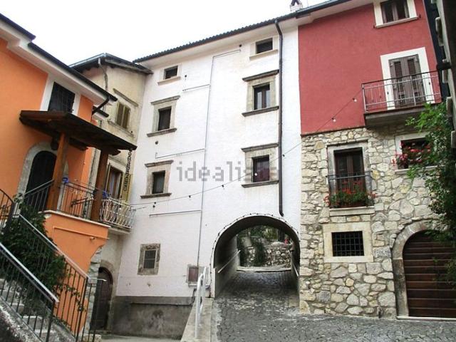 Appartamento in vendita di 60 m² in Piazza 23 Gennaio, 24